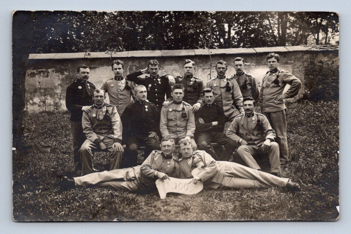 Pohlednice ČR vojáci v uniformách (P1236)