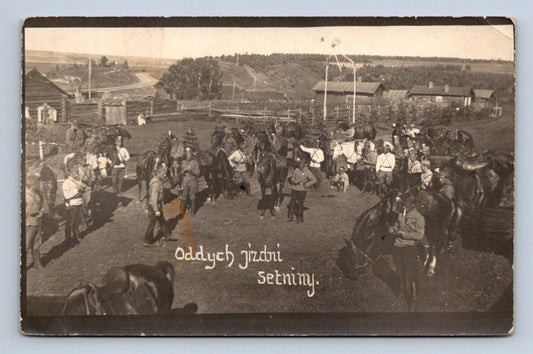 Pohlednice oddíl jízdní setniny vojáci na koních (P1239)