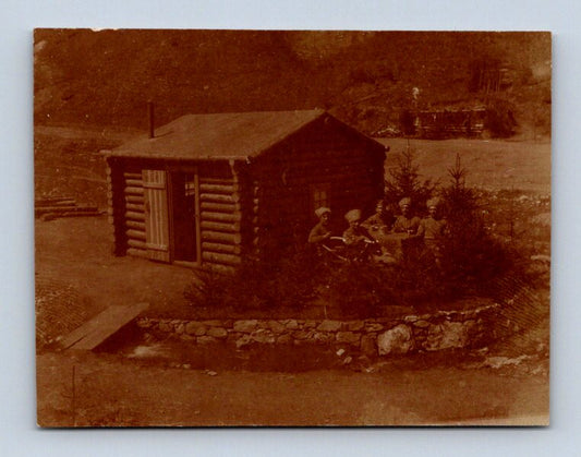 Pohlednice legionáři srub a osoby vojáci 1916 1917 (P1247)