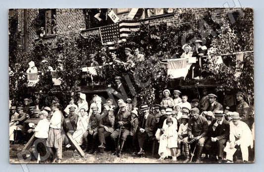 Pohlednice společenská událost vojáci vlajka USA (P1257)