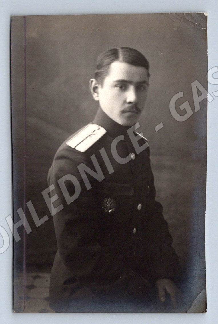 Pohlednice portrét muže v uniformě voják (P1306)