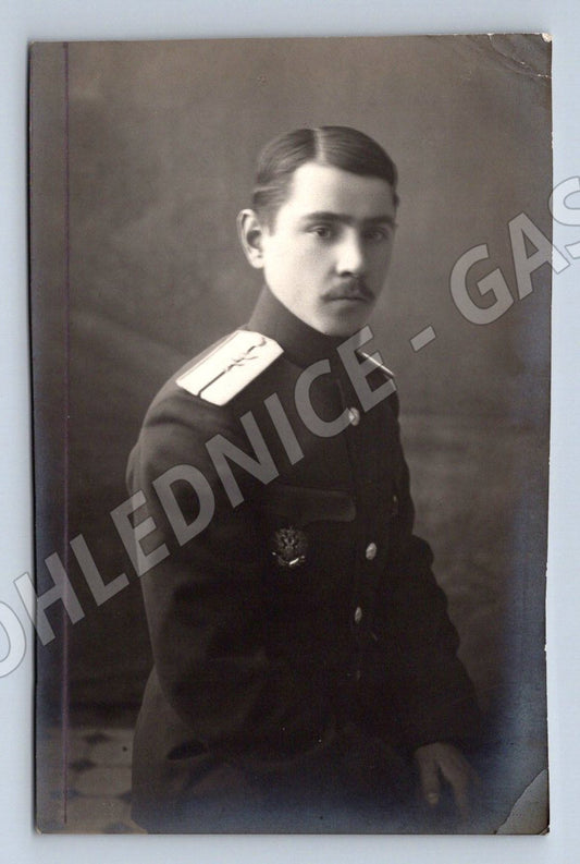 Pohlednice portrét muže v uniformě voják (P1306)