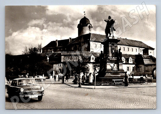 Pohlednice hrad se sochou na náměstí ČB (P1529)