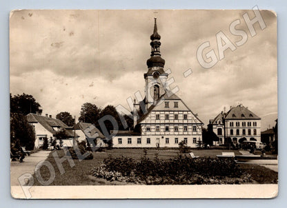 Pohlednice Čechy historická budova s věží 1956 (P1575)