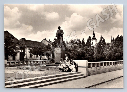 Pohlednice Vyškov Dědice nám Svobody pomník K Gottwalda (P2061)