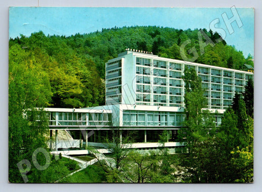 Pohlednice Karlovy Vary sanatorium Sanssouci dobová (P2586)