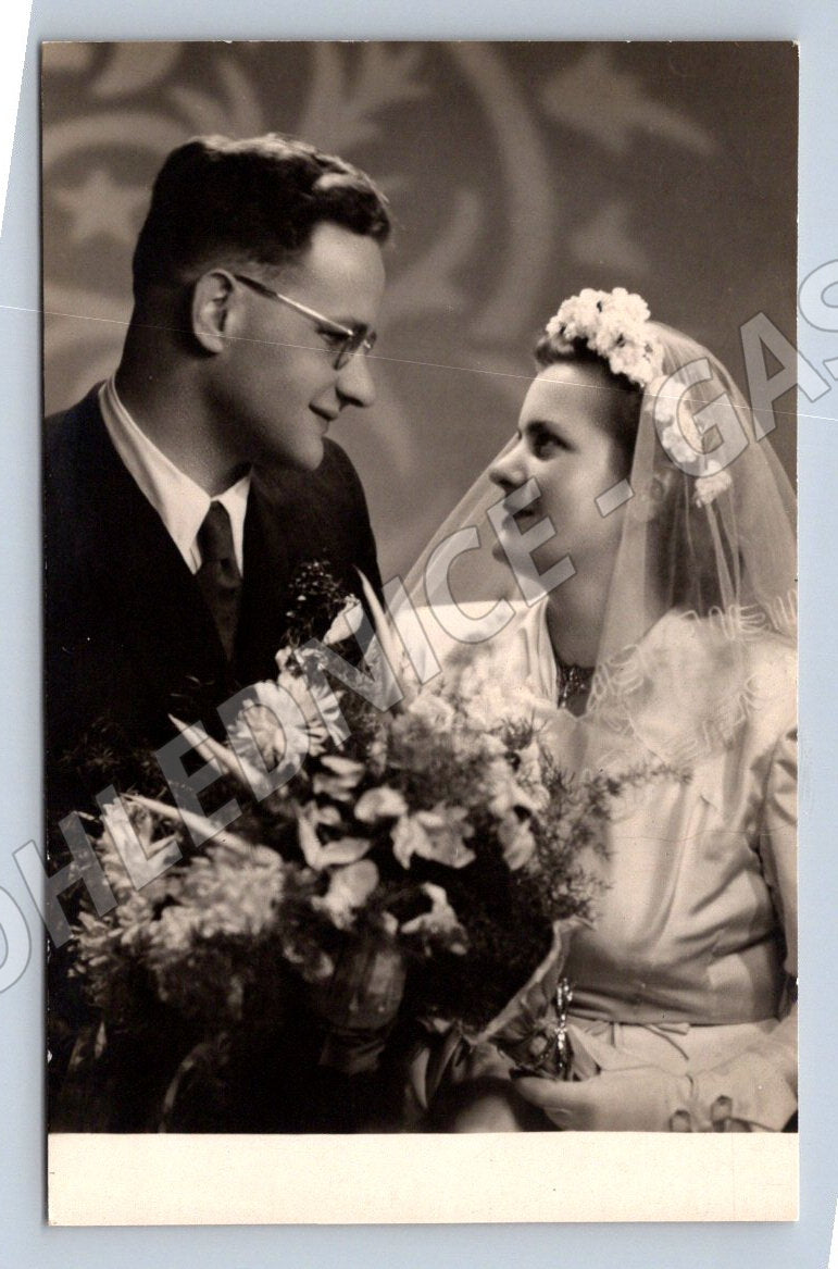 Stará fotografie Plzeň svatební pár ateliér Vilém Fryček (P2737)