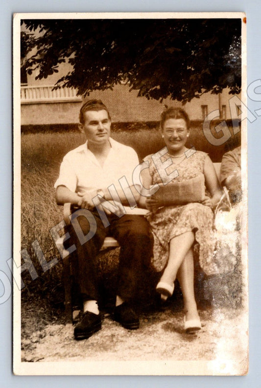 Stará fotografie Trenč. Teplice pár venku (P2762)