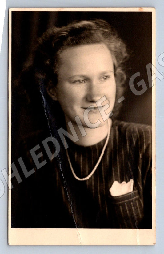 Pohlednice Třebíč portrét ženy 1943 (P2787)