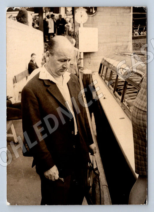 Stará fotografie Muž v obleku 1969 (P2805)
