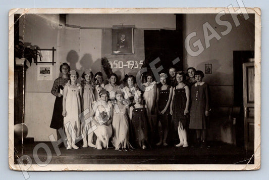 Stará fotografie České hvězdičky v kostýmech 1935 (P2816)