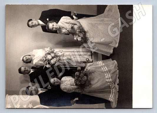 fotografie Plzeň skupinové foto svatební pár s hosty 1949 (P2820)