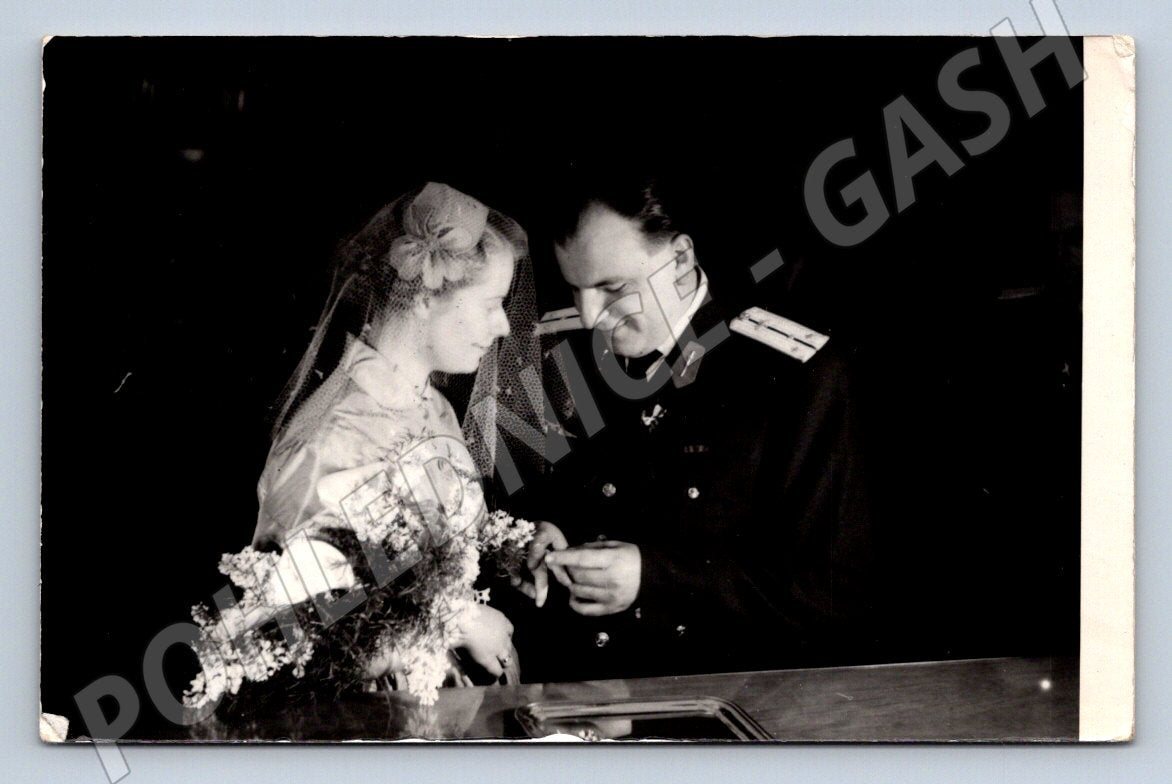 Stará fotografie svatební pár muž v uniformě (P2959)
