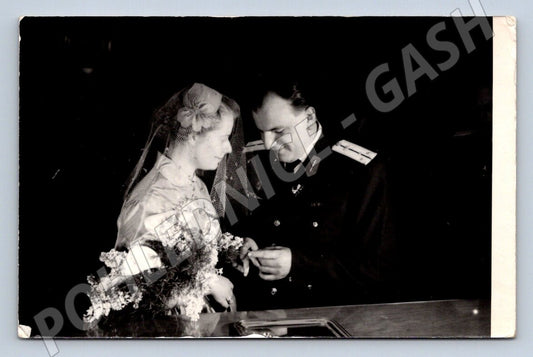 Stará fotografie svatební pár muž v uniformě (P2959)