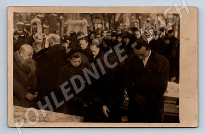 Pohlednice smuteční shromáždění (P2964)