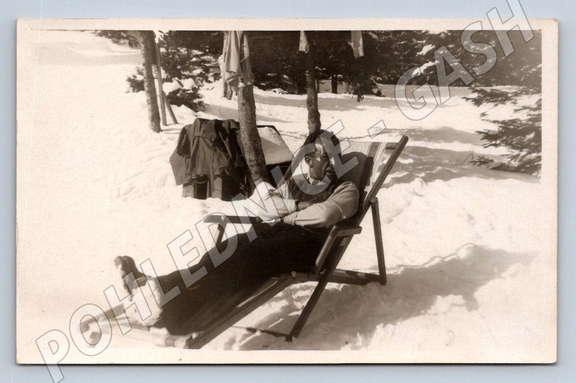 Pohlednice Slovensko Hrebienok muž na sněhu 1933 (P2972)