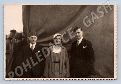 Stará fotografie tři osoby portrét (P2983)