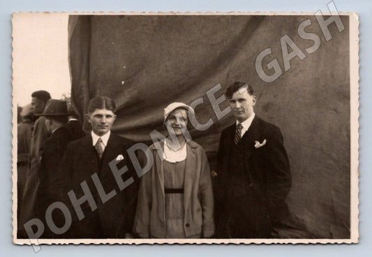 Stará fotografie tři osoby portrét (P2983)