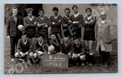 Stará fotografie mužský fotbalový tým 1967 (P3001)