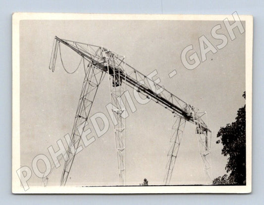 Stará fotografie průmyslový jeřáb (P3033)
