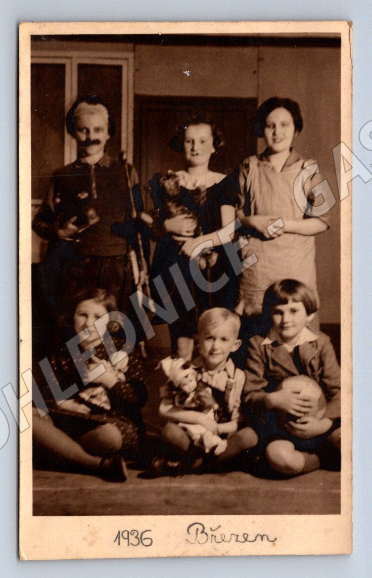 Pohlednice Německo Bremen skupina mladých lidí 1936 (P3073)