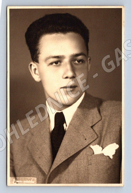 Pohlednice Portrét mladého muže 1940 (P3099)