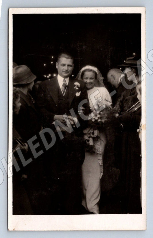 Pohlednice svatební pár skupinová fotografie (P3122)