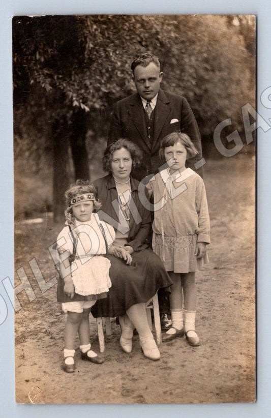 Pohlednice Praha rodinný portrét (P3240)