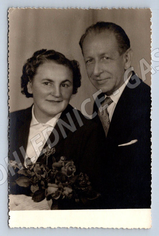 Stará fotografie manželský pár s kyticí (P3260)