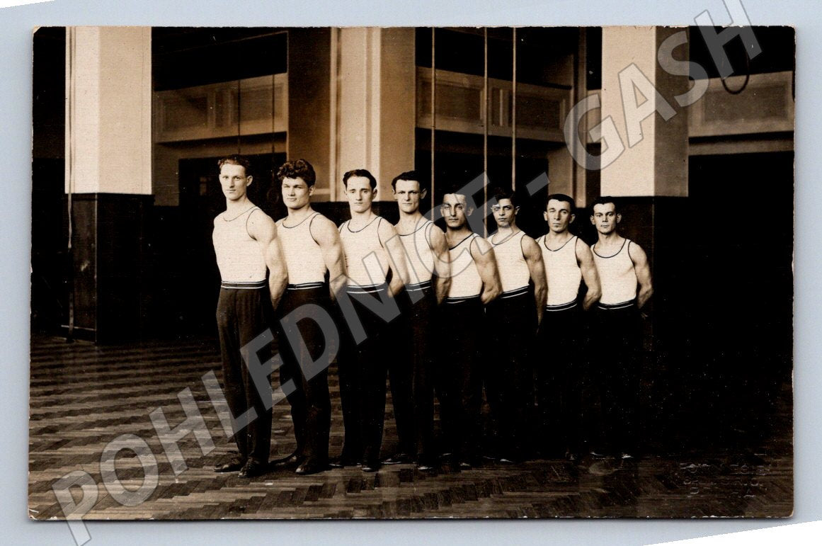 Pohlednice skupina sportovců Plzeň Kopřivnice (P3278)