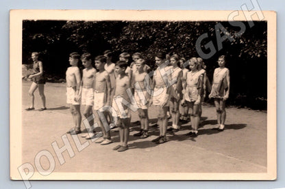 Pohlednice Veřejné cvičení americká prostná 1947 (P3279)