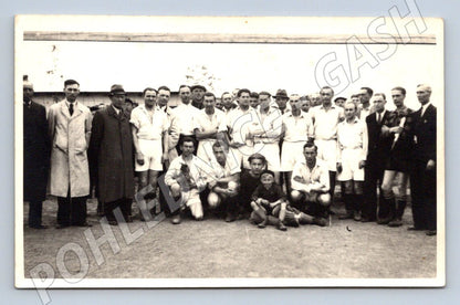 Pohlednice skupina mužů, sportovní tým, děti (P3335)