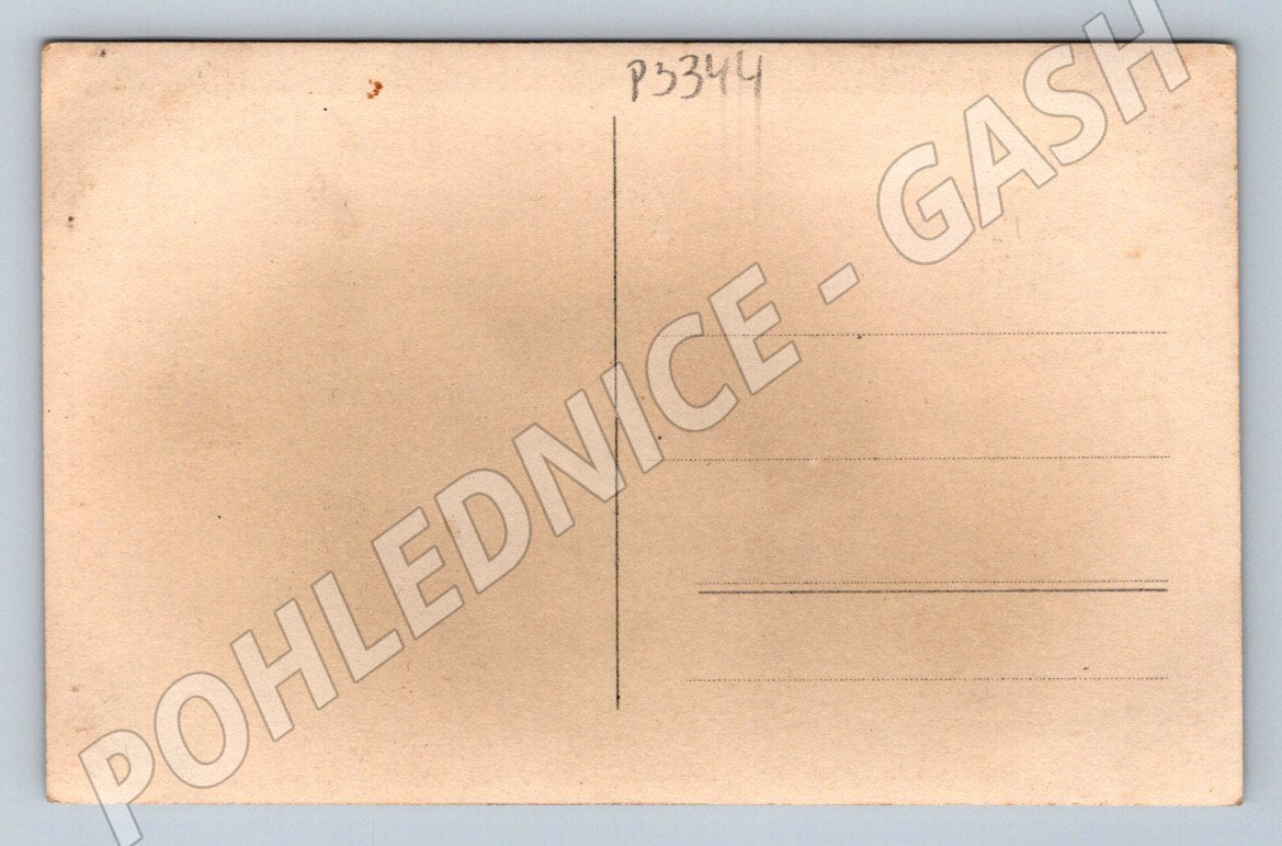 Pohlednice pár v ateliéru (P3344)