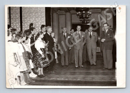 Stará fotografie Slovenské děti z Jugoslávie u ministra 1947 (P3458)