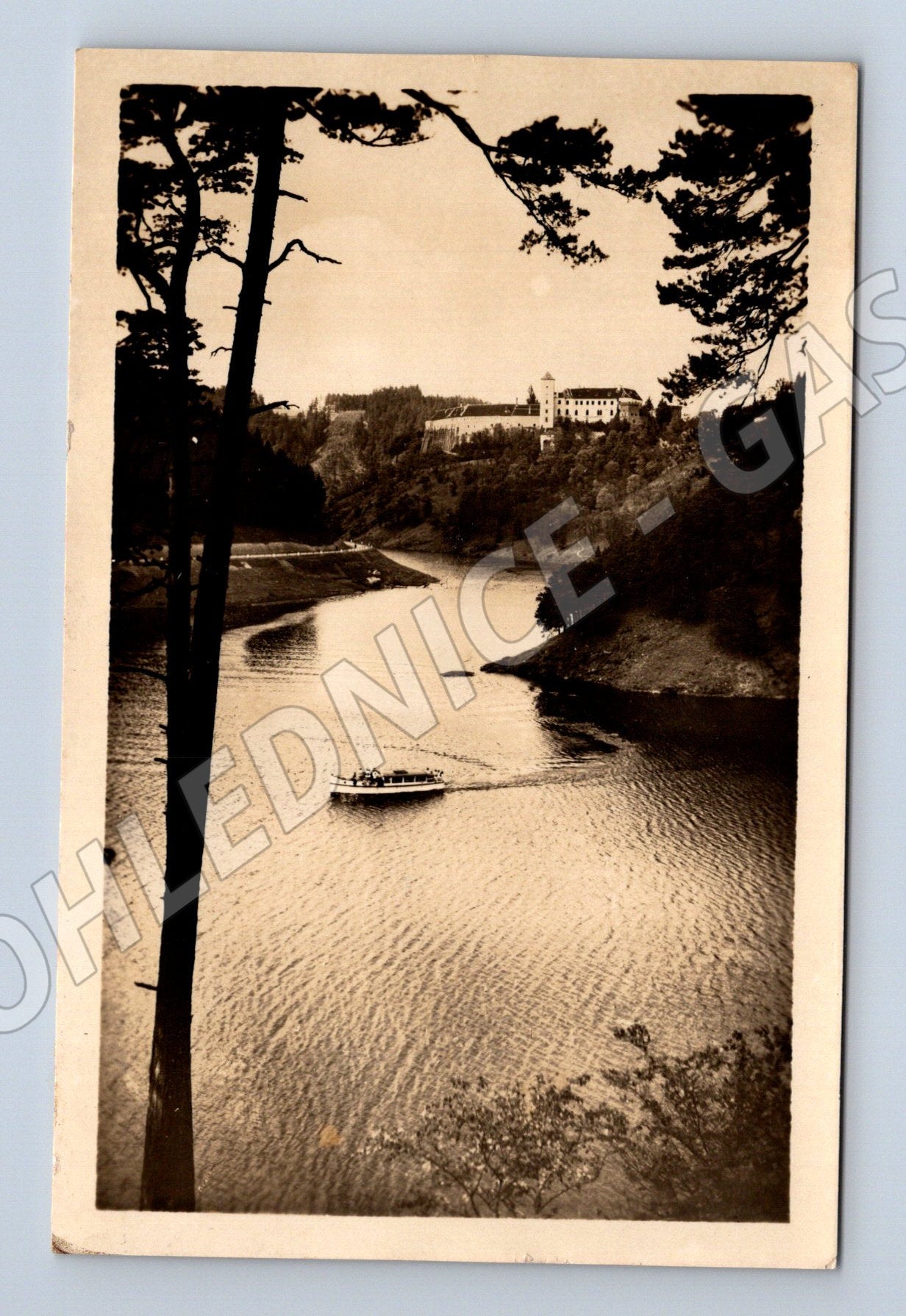 Pohlednice Bítov Vranovská přehrada hrad 1950 (P3668)