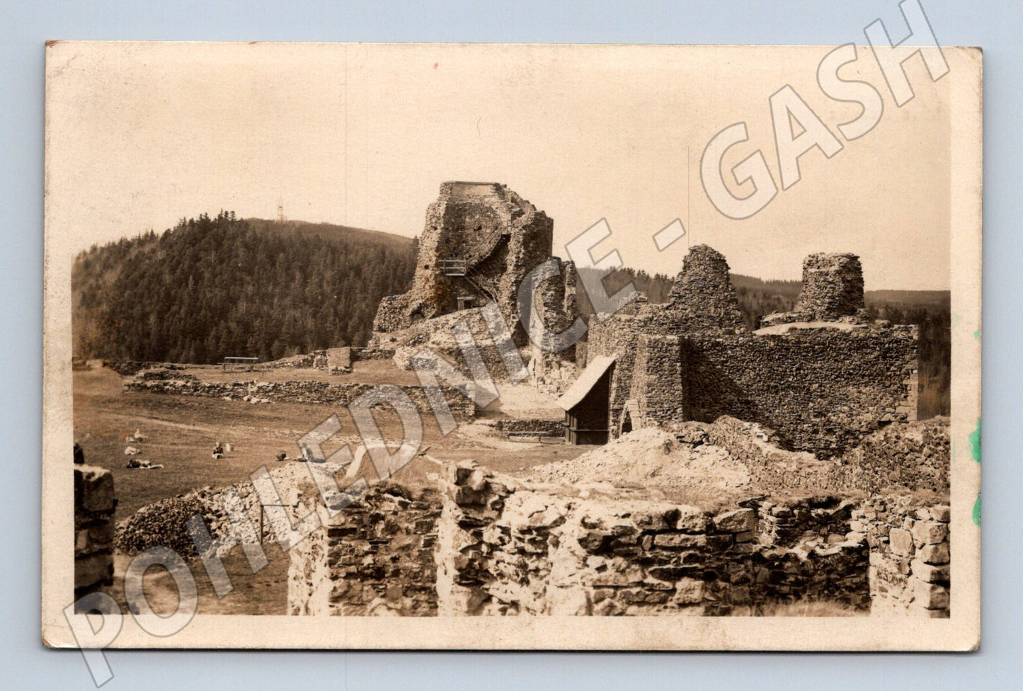 Pohlednice Lichnice hrad zřícenina 1940s (P3700)