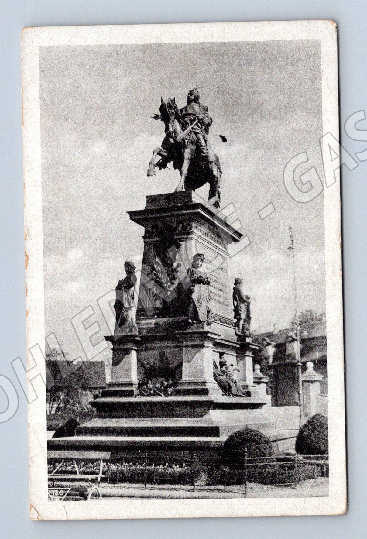 Pohlednice Poděbrady Pomník krále Jiřího (P3732)