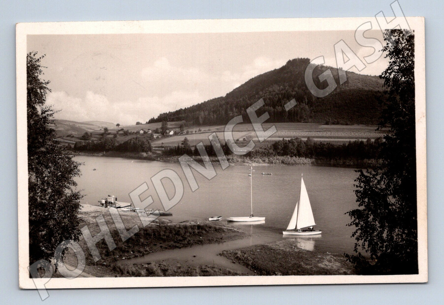 Pohlednice Přehrada na Bystřičce lodě 1942 (P3740)