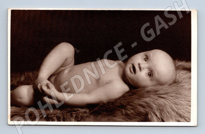 Stará fotografie Praha-Vinohrady miminko ateliér Olá (P3791)