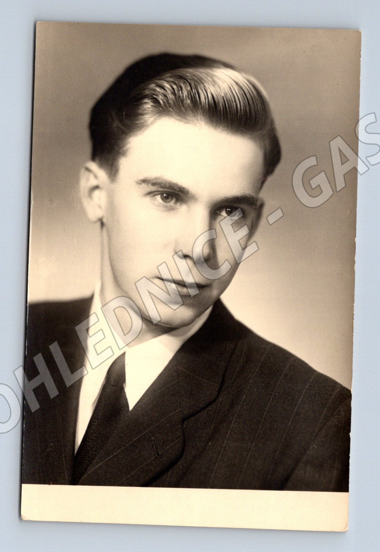 Pohlednice Portrét mladého muže 1953 (P3807)
