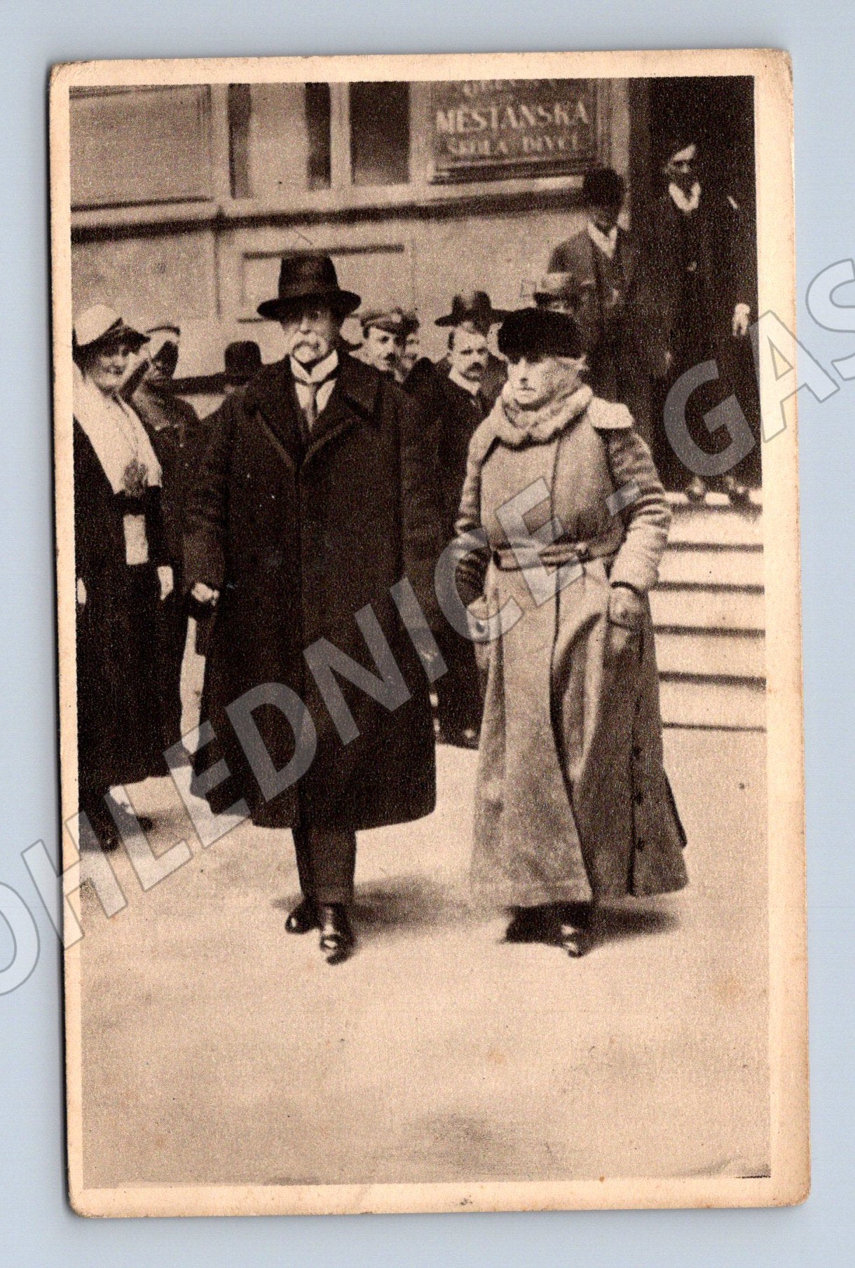 Pohlednice President Masaryk s chotí Hradčany 1919 (P3819)