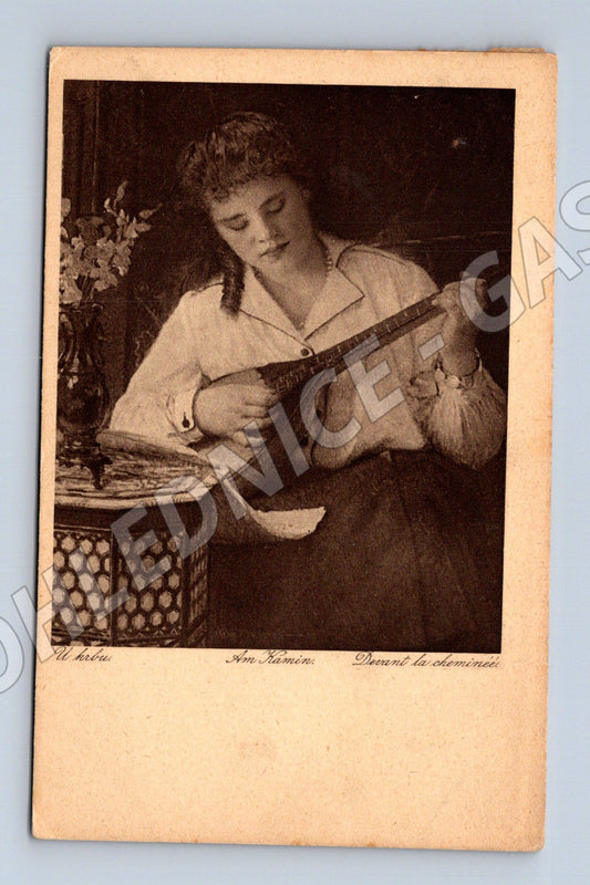 Pohlednice Hořice žena hrající na hudební nástroj (P3968)