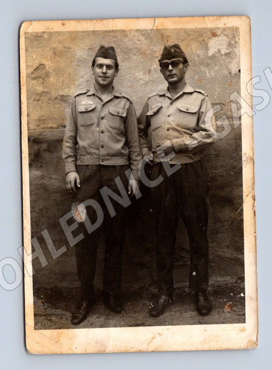 Stará fotografie dva muži v uniformách (P4123)