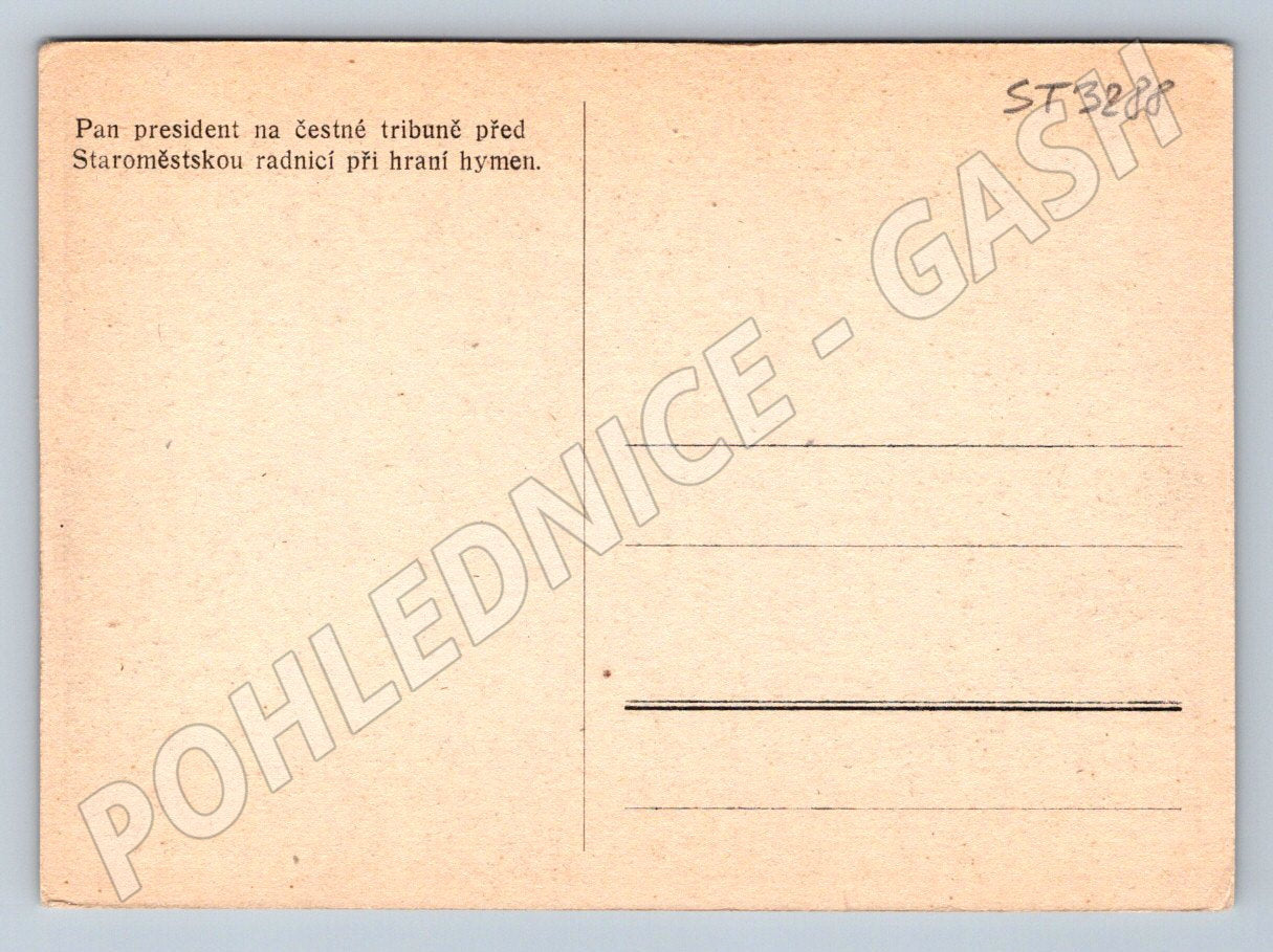 Postcard President on the tribune in front of the Old Town Hall (ST3288)