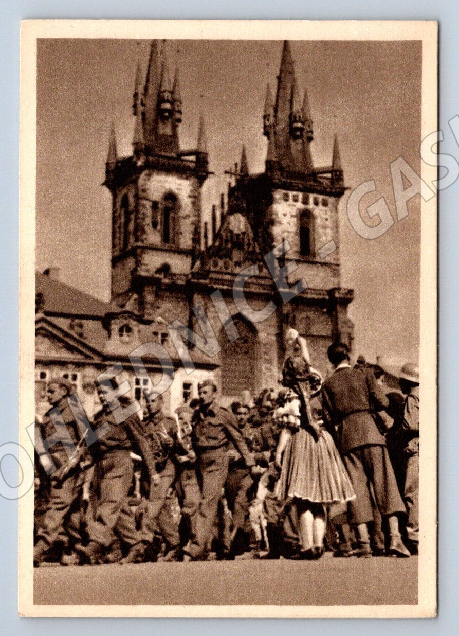 Postcard Prague Old Town Square May 1945 small format (ST3292)