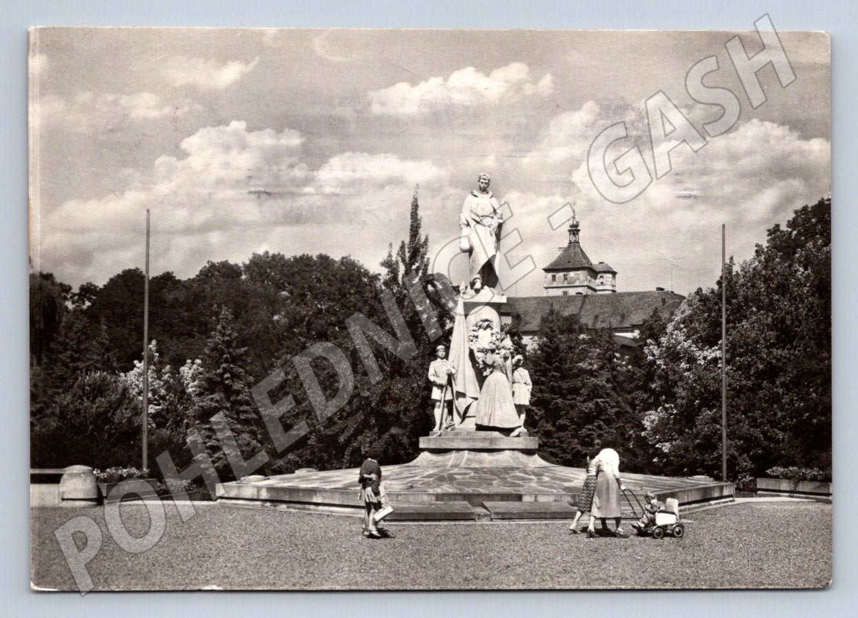 Postcard black and white postcard of the memorial in Pardubice 1955 (ST3378)