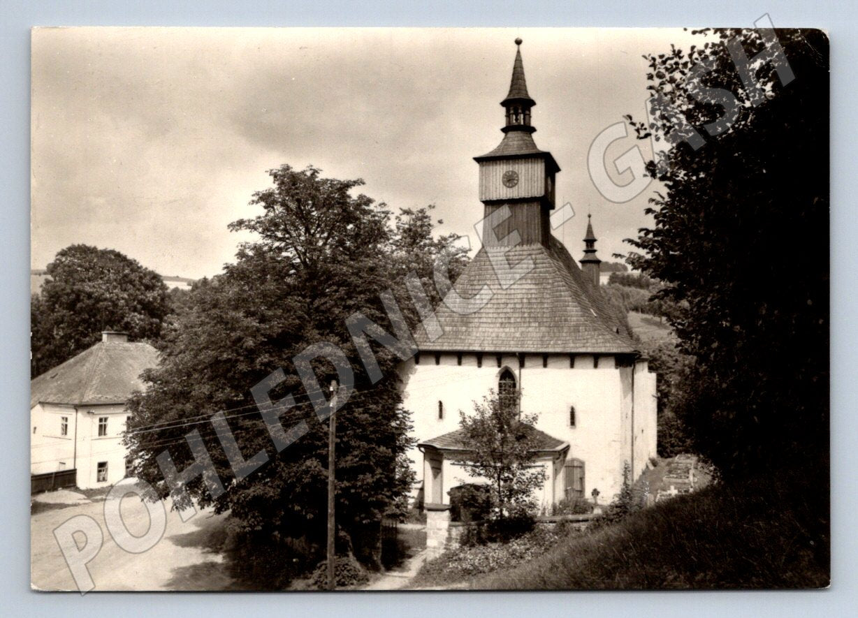 Postcard historic church on black and white postcard (ST3388)