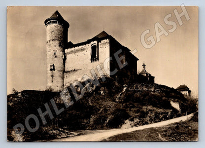 Postcard Kunětická hora historical castle Czech Republic old (ST3420)