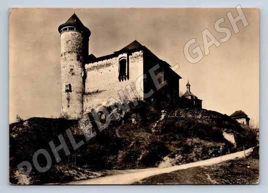 Postcard Kunětická hora historical castle Czech Republic old (ST3420)