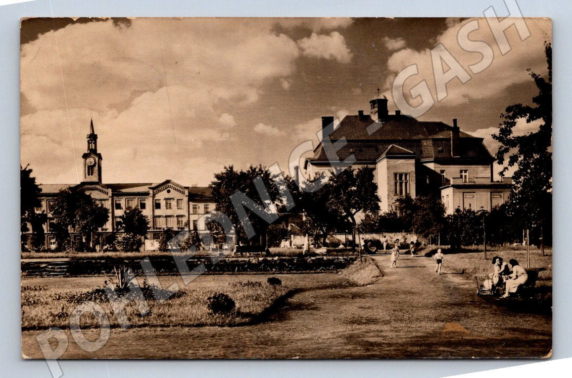 Postcard Kolín Fučíkův Sad before 1950 (ST3557)